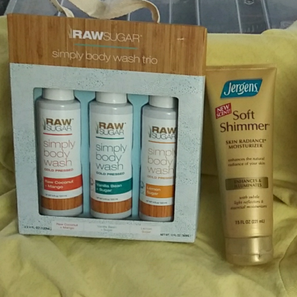 Body kit🌠🌠 body wash & lotion